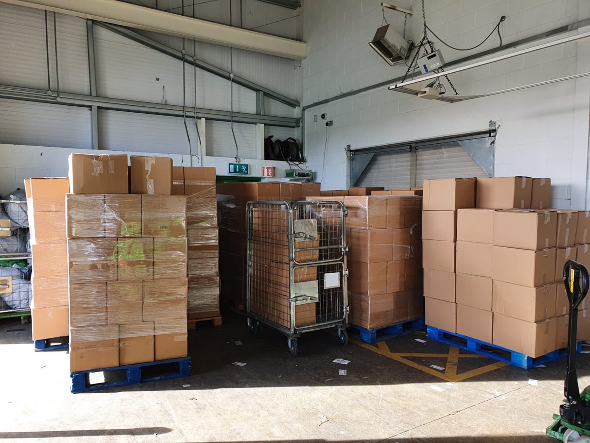 BlakestownCS's tweet photo. We continue to partner with @Schoolfoodco to provide all students with food boxes &amp; thank @Education_Ire &amp; @welfare_ie for extending funding for the School Meals Scheme over the summer. @NAPD_IE @lecheiletrust @ddletb @jackfchambers @PaulDonnellySF @rodericogorman @LeoVaradkar https://t.co/f1cioMsobz