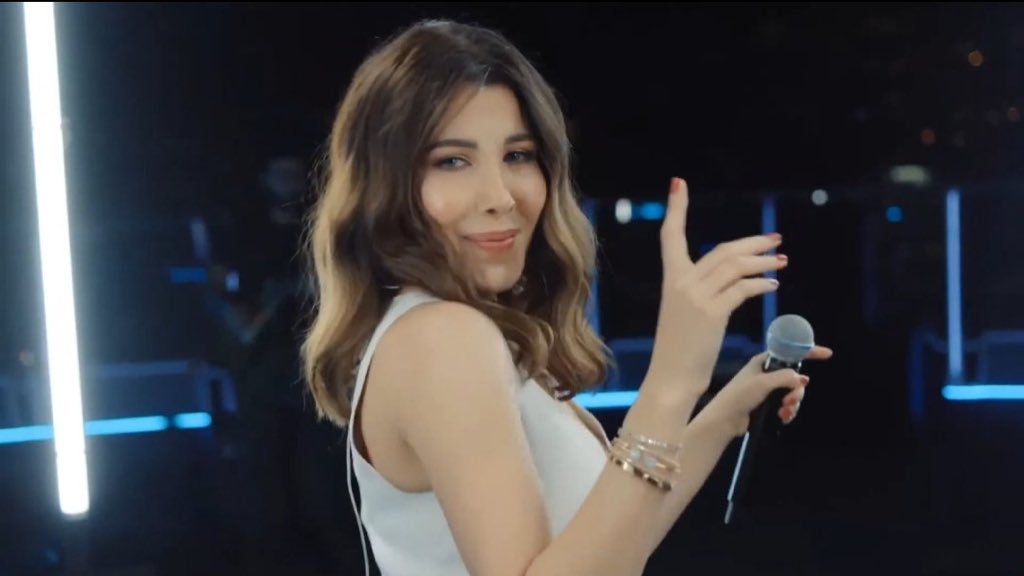lafta2000's tweet photo. Still canโt get over this ๐โค๏ธ๐ถ๐ค๐ #ุฃู
ู_ุจูุง_ุญุฏูุฏ!
#NancyYTLive #NancyYTlivestream
@NancyAjram
https://t.co/kM2KaqPOUb https://t.co/Q08TVistDM