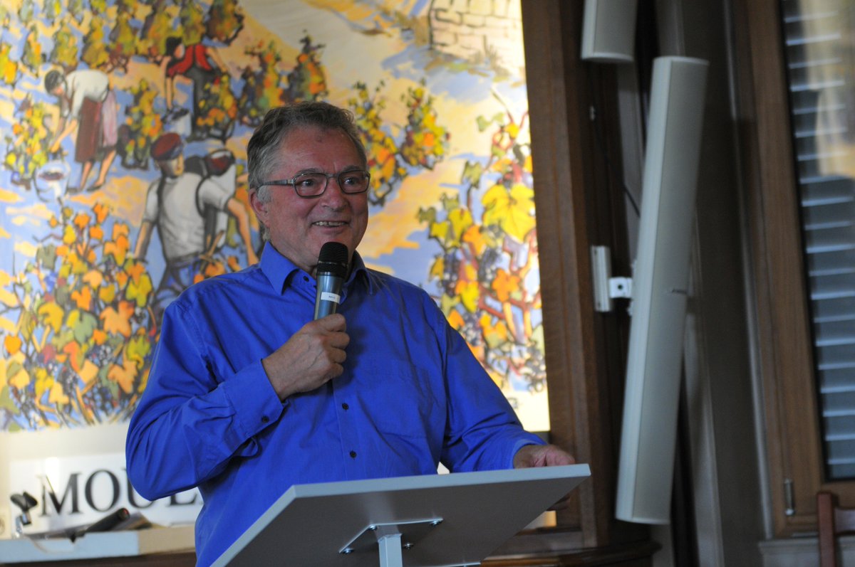 InfoAgriRhone's tweet photo. Assemblée générale de l'Inter Beaujolais, jeudi 17 juillet. Le président Dominique Piron et le vice-président David Ratignier, prolongent de six mois. L'ambition reste la même : continuer le travail de valorisation du vignoble Beaujolais. https://t.co/AMZqMPf4yg
