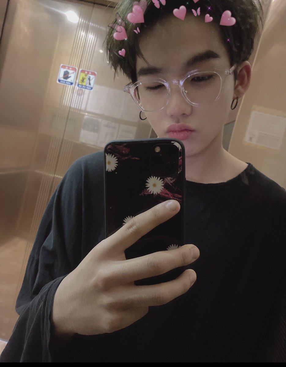 jeongtensils's tweet photo. what an actual CUTIE ๐ฅบ๐๐
@ygtreasuremaker #TREASURE #MakeWayForTREASURE #HYUNSUK https://t.co/YnJFIUWVmx