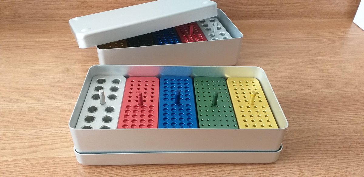 dentalservisba's tweet photo. ➡️ENDO BOX ❗❗
Novo u ponudi - EndoBox kutijice za endodonciju !🦷🦷🦷
Tokom liječenja korijena zuba upotrebljavaju se različiti instrumenti po standardni protokolima. Upotreba endo kutija pojednostavljuje upotrebu takvih instrumenata u skladu s protokolom.
#endodoncija #endobox https://t.co/RSYx2rnNNw