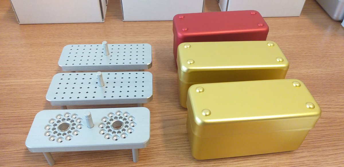 dentalservisba's tweet photo. ➡️ENDO BOX ❗❗
Novo u ponudi - EndoBox kutijice za endodonciju !🦷🦷🦷
Tokom liječenja korijena zuba upotrebljavaju se različiti instrumenti po standardni protokolima. Upotreba endo kutija pojednostavljuje upotrebu takvih instrumenata u skladu s protokolom.
#endodoncija #endobox https://t.co/RSYx2rnNNw