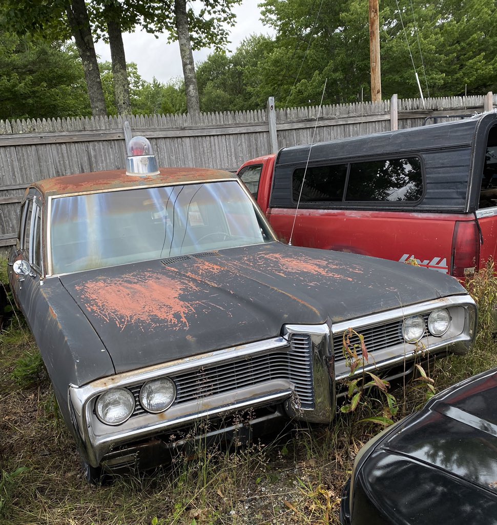 MurrMarie's tweet photo. Maybe do a little ghost bustin’ with that car? #WhoYaGoingToCall https://t.co/nc9dFaCO36