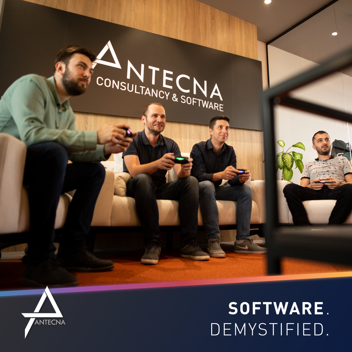 Casual Friday, and preparations for the weekend in progress. 🎮😁
#antecna #team