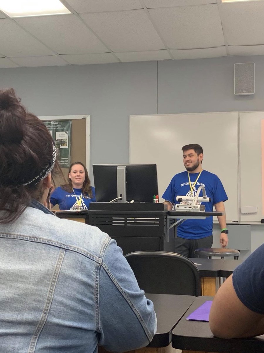 SXURHA's tweet photo. enjoyed their time at the WIU campus and met many wonderful student leaders. They also presented programs and brought the Cougar Spirit, winning the Most Spirited Delegation, Most Philanthropic Delegation and
(2/3)
🍿🎠🎟
#SXURHA #IRHA2020 #WIURHA #GreatestLeaders https://t.co/uJR1BxhyeF