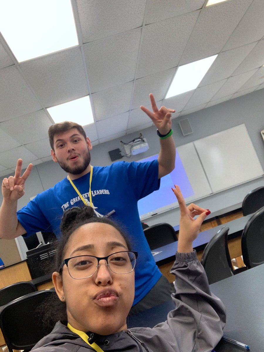 SXURHA's tweet photo. enjoyed their time at the WIU campus and met many wonderful student leaders. They also presented programs and brought the Cougar Spirit, winning the Most Spirited Delegation, Most Philanthropic Delegation and
(2/3)
🍿🎠🎟
#SXURHA #IRHA2020 #WIURHA #GreatestLeaders https://t.co/uJR1BxhyeF