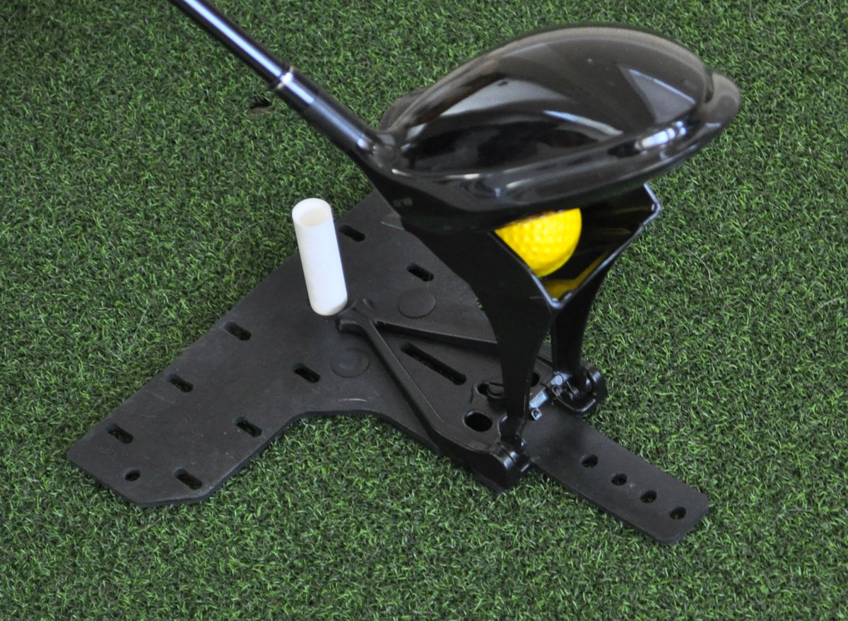 DrivePointGolf's tweet image. DrivePoint Pro Training System - 
Alignment aid with the most compact Tee-up on the market!  
DrivePointGolf.com
#golftraining #golfswing #golfinstruction #golf #Training