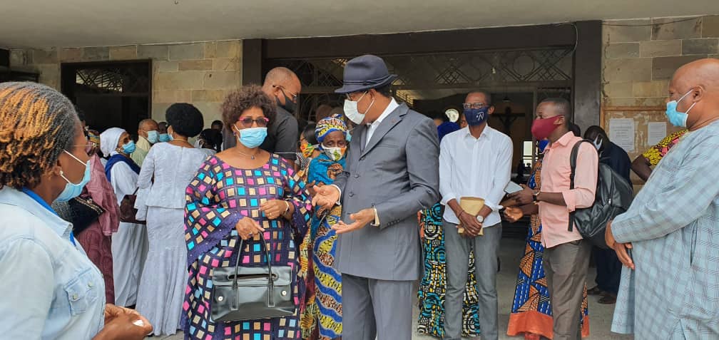 Boni Yayi J Etais A L Eglise Bon Pasteur A L Occasion Du Culte D Action De Grace Commemorant Le Premier Anniversaire Du Deces De Mon Beau Frere Marcel De Souza Ancien Ministre Ancien President