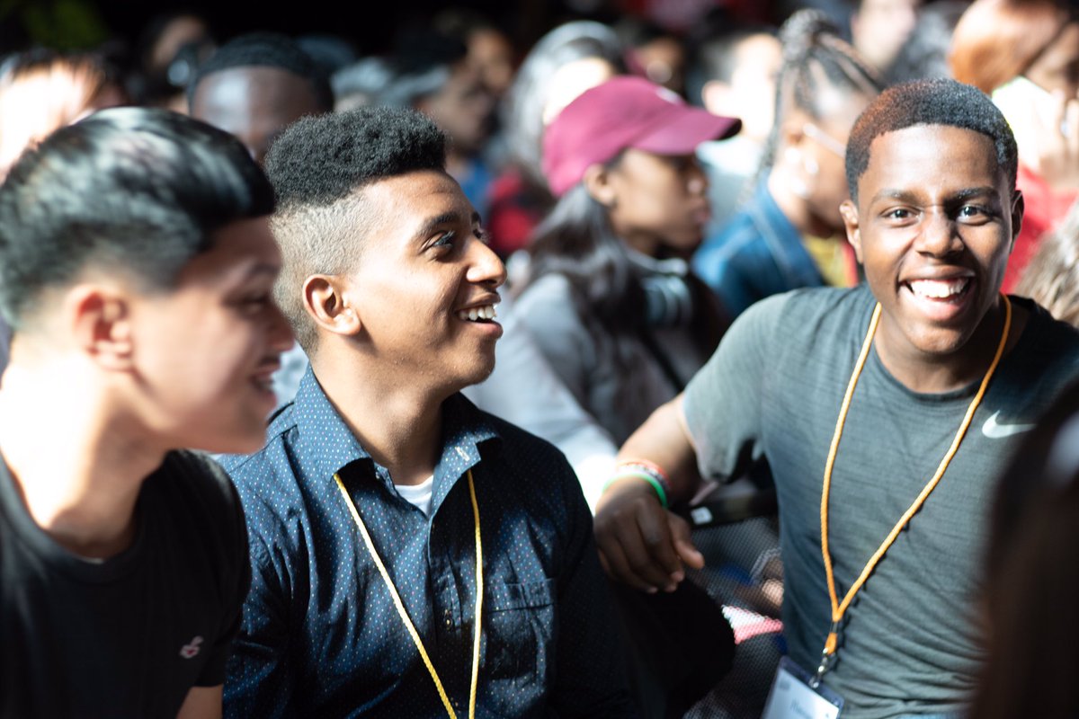 ChicagoScholars's tweet photo. SCHOLARCON IS LESS THAN AN HOUR AWAY!! Scholars and Alums, we can't wait to see you! Tag Chicago Scholars on social media today and use #ScholarCon. See you at 9:30! 

WE ARE SO EXCITED!!! https://t.co/adXBlS8wbN