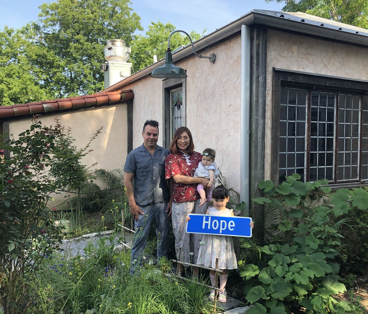 hopephotoprj's tweet photo. #filmaker #AaronWalker #chef #YukiYamaguchi #family #proprietors of #N7 in the #bywater #nola never #ordinary in #hope w/ #TheHopePhotoProject #eatlocal #frenchcuisine #japaneseinspired #winebar #restaurant πΈ #JonathanFerrara prjctmgr @megankoza https://t.co/hwwnteRmy4