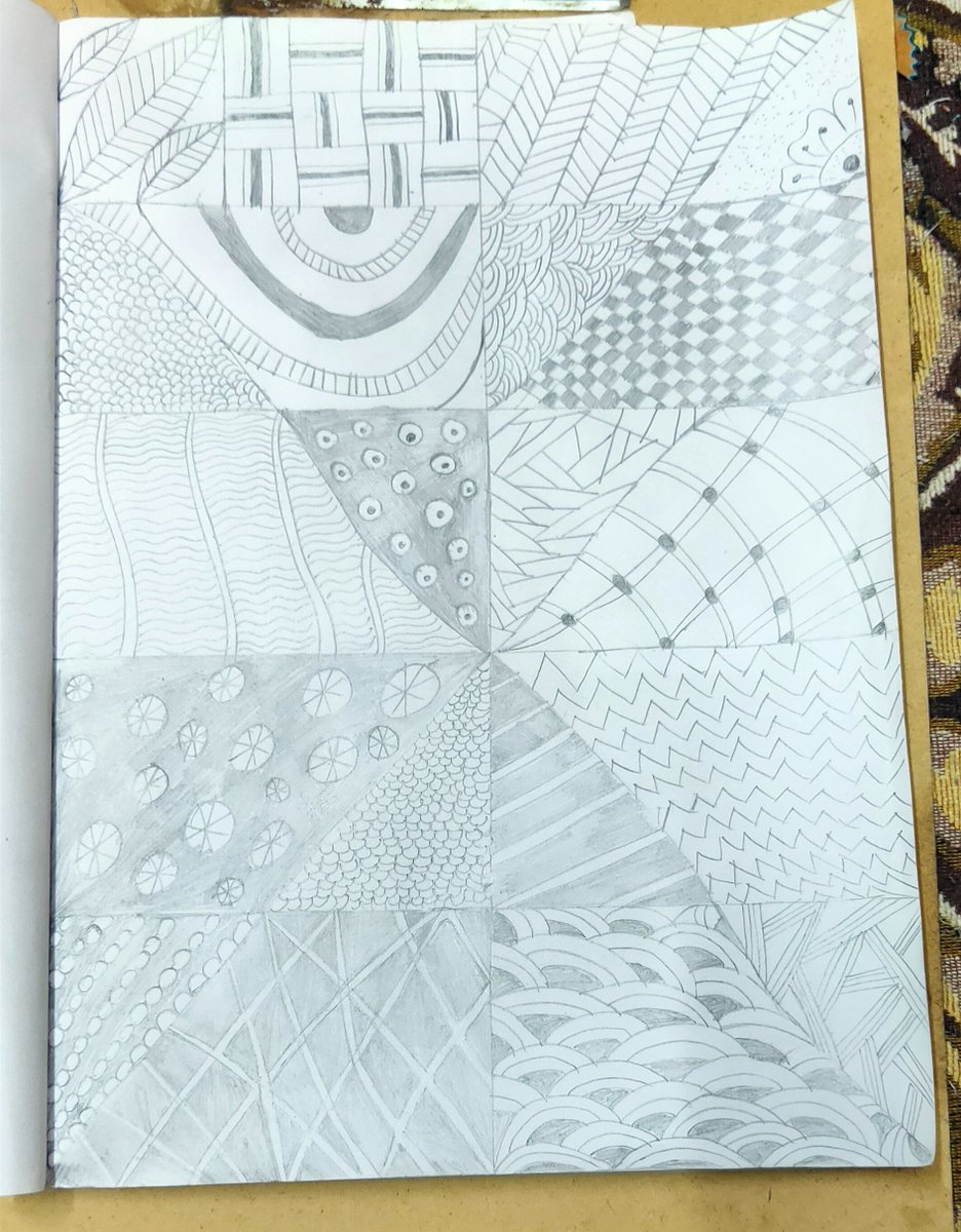 Indhu011's tweet photo. Tired something new....
I don't have sketches near my shop so did whatever I have with mee ignore if bad 🙈🚶🏻‍♀️🚶🏻‍♀️🚶🏻‍♀️🚶🏻‍♀️ https://t.co/WN3Jy892ug