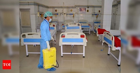 timesofindia's tweet photo. Only 0.35% coronavirus cases on ventilators in India: Health Ministry 

READ-- https://t.co/COEDBLPvg2 https://t.co/quuYWwFVdK