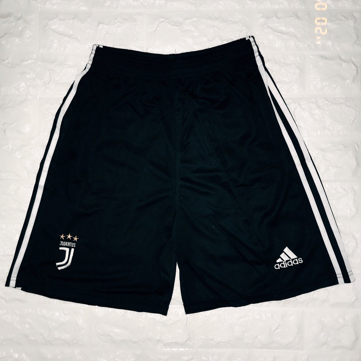 playversemnl's tweet photo. ❗NEW ARRIVAL❗
JUVENTUS HOME - BLACK!!
AVAILABLE FOR 250 EACH.
DM TO ORDER.
#PLAYITHARD https://t.co/FNsNezZNW4