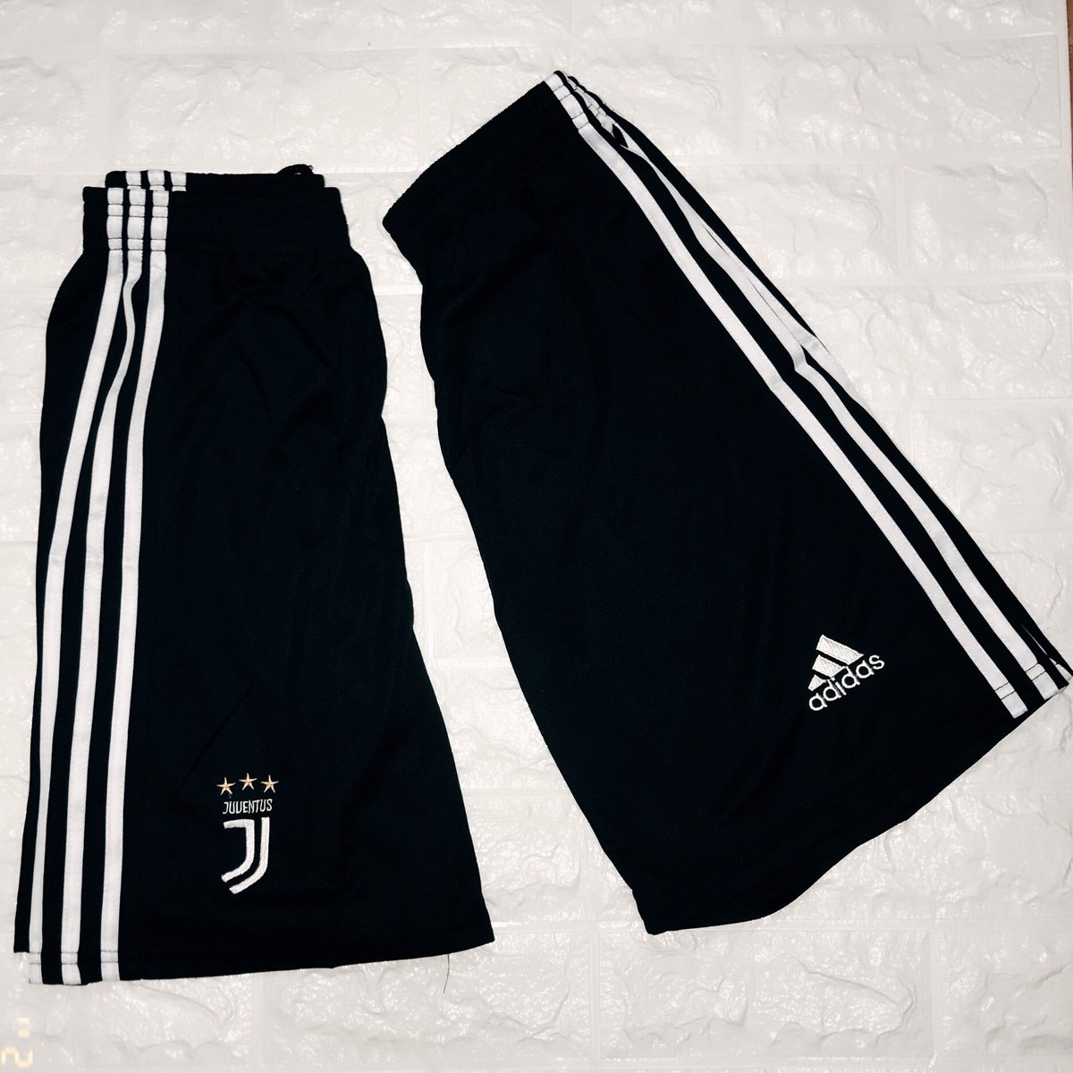 playversemnl's tweet photo. ❗NEW ARRIVAL❗
JUVENTUS HOME - BLACK!!
AVAILABLE FOR 250 EACH.
DM TO ORDER.
#PLAYITHARD https://t.co/FNsNezZNW4