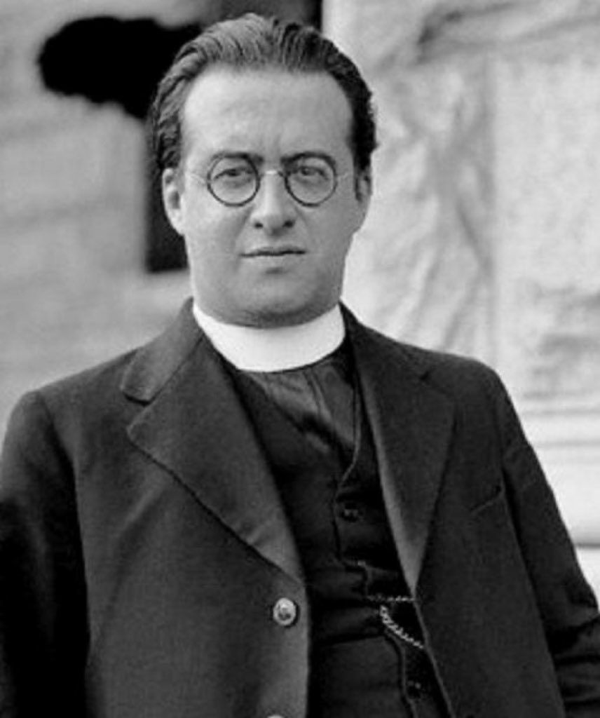 Physicist and astronomer Georges Lemaître was born  #OTD in 1894. In 1927 he proposed a model of an expanding Universe. Then, in 1931, he ran the clock backwards and hypothesized its origin in a “unique atom” or “unique quantum,” paving the way for modern ideas about the Big Bang.