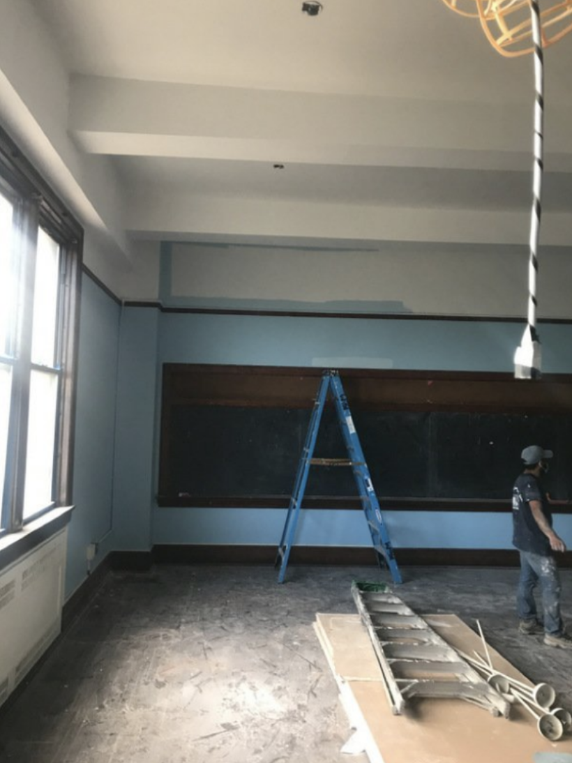 JesuitPrep's tweet photo. Painting has begun on the third floor!

#BJPsNewHome #BJP #Brooklyn #JesuitSchool #HonoringThePromise #MiddleSchool https://t.co/RmE2FN1DHn