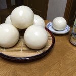 実家の月見団子をTwitterに載せたら…「でかくない？」と言われたときの写真!