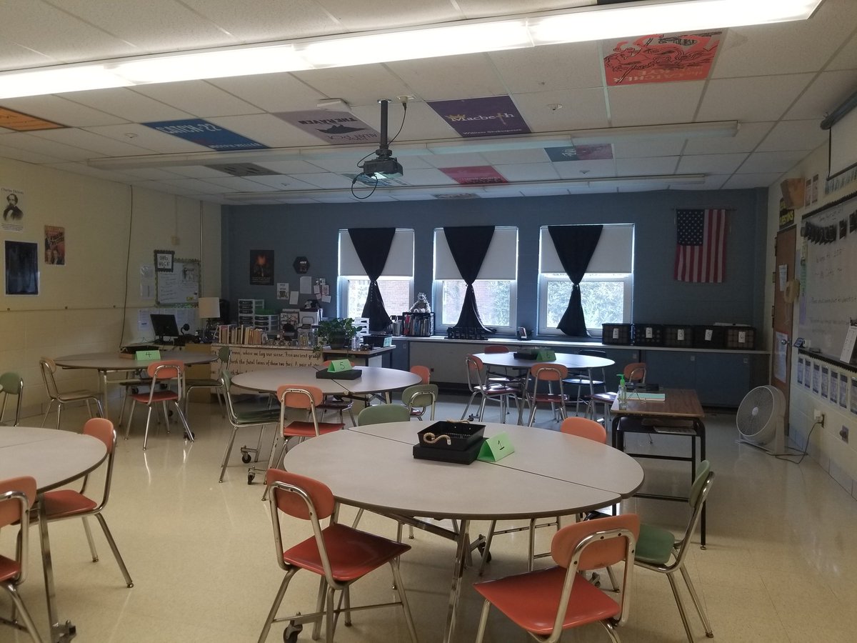 I'm missing this room, but more importantly, I'm missing the wonderful people usually filling it. 💔