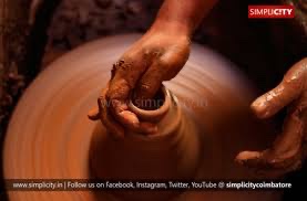 I have always marvelled at the artistic skills of the potter whose hands used to create earthen items of various shapes and sizes from clay. He lived in poverty but never compromised on his craftsmanship. 9/n