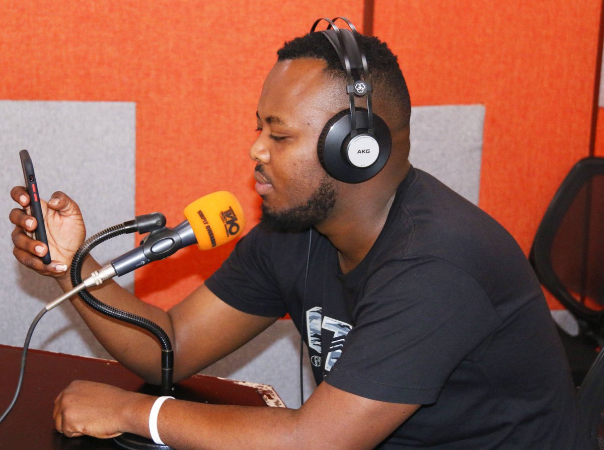 Radiotv10rwanda's tweet photo. π€³ how is week-end bro...
Bertrand at the #overdriveshow https://t.co/PHd4q8Qk3r