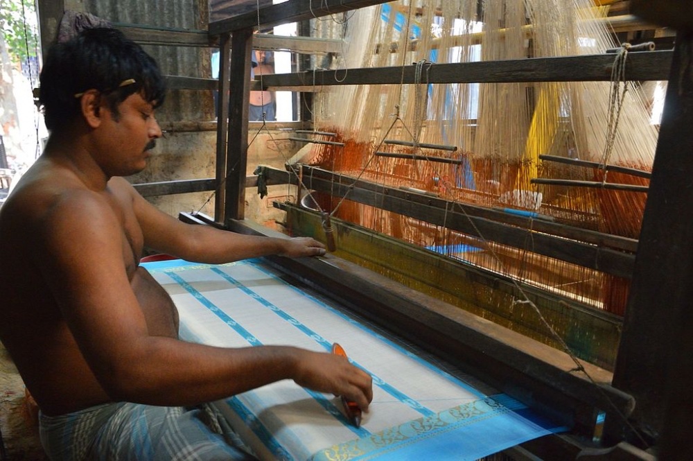 How about the weaver, who was instrumental in creating hand loom cloth made of cotton? Cotton hand loom clothes are most comfortable to wear and are extremely Eco friendly unlike their polyester sibling. 10/n