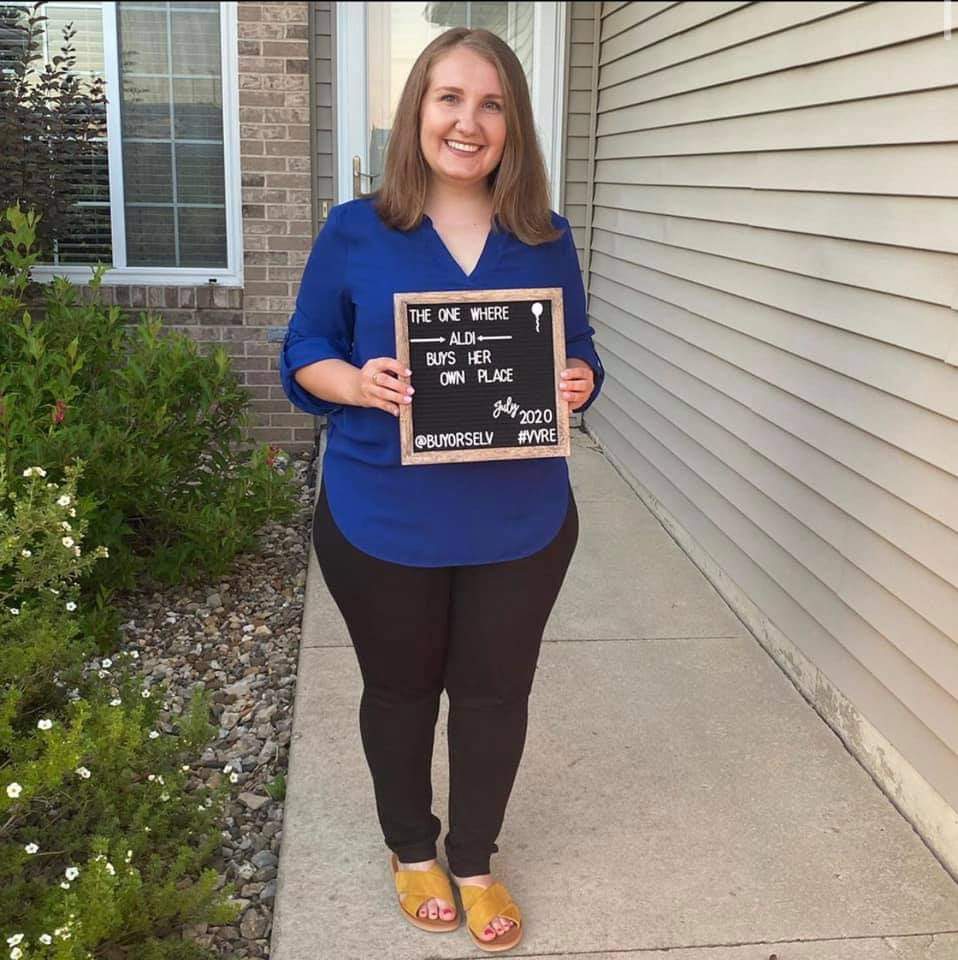valley_vine's tweet photo. Congratulations to Aldijana on a purchase of her first home! Thank you for partnering with @BuyorSelv at #Vinevalleyre on this transaction. 

We wish you so much happiness in your new home! #sold https://t.co/37nRwfIL17