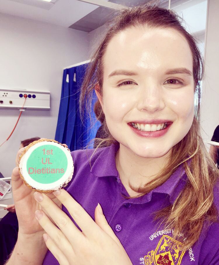 Delighted to say we are finally dietitians !! Huge thank you to <a href="/AudreyTierney/">Audrey Tierney</a> <a href="/Maria12844333/">Maria</a> @Griffin_AnneC <a href="/SSeeryDietitian/">Suzanne Seery</a> <a href="/lexycremona/">Alexandra Cremona PhD RD</a> for everything ! It has been a fantastic two years 🎓<a href="/AlliedHealthUL/">School of Allied Health</a>