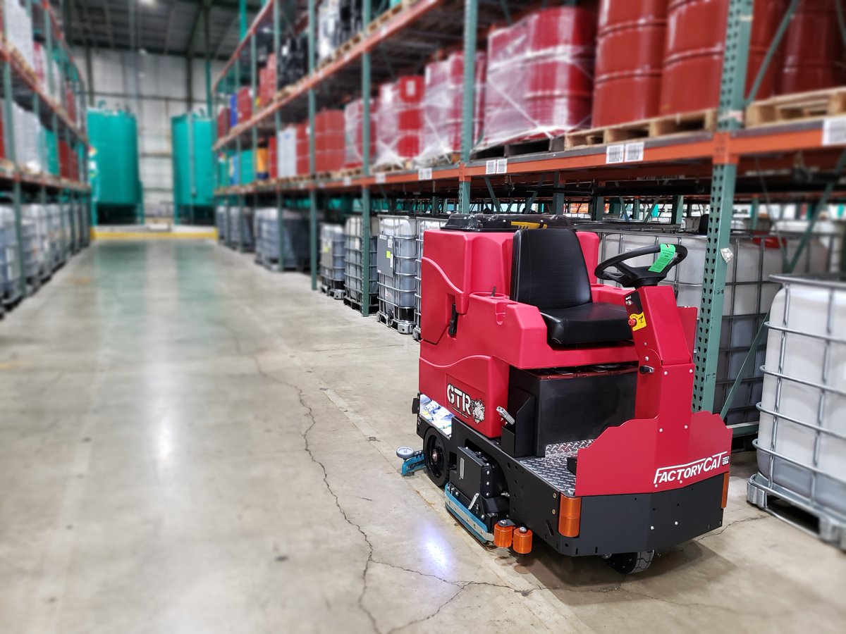 FactoryCatEquip's tweet photo. #FactoryCat's GTR #ScrubberSweeper packs a punch in #Industrial facilities.  #HeavyDuty #Steel build ensures your investment is protected and will last you for years.

#FactoryCatCleaning #FloorCleaning #CleanFloors #Warehouse #Cleaning #MadeInUSA #AmericanOwned https://t.co/KRC3v1Xosx