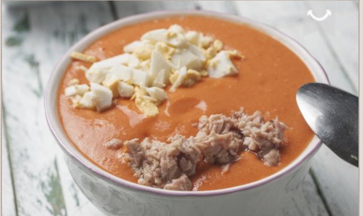 AlbaSoldado's tweet photo. Las dos Españas :
- SALMOREJO CON JAMÓN ( RT )
- SALMOREJO CON ATÚN ( FAV )
No me falléis https://t.co/wkrmDnaPOk