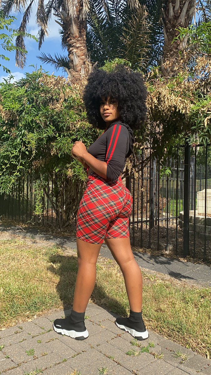 naethegem_'s tweet photo. ❤️ the sweetest b***** you’ll ever meet https://t.co/XUs3FzYX66