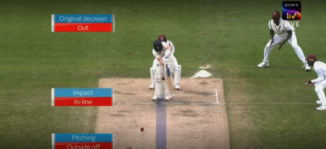 SonyLIV's tweet photo. Plumb in front!
Some breathtaking spell from Roston #Chase as he picks his 4th wicket!
Watch Day 2 of 2nd Test live, on #SonyLIV:
https://t.co/LZLaRFQb89
#EngvsWI #LiveCricketIsBack #raisethebat https://t.co/2podOW7qMp
