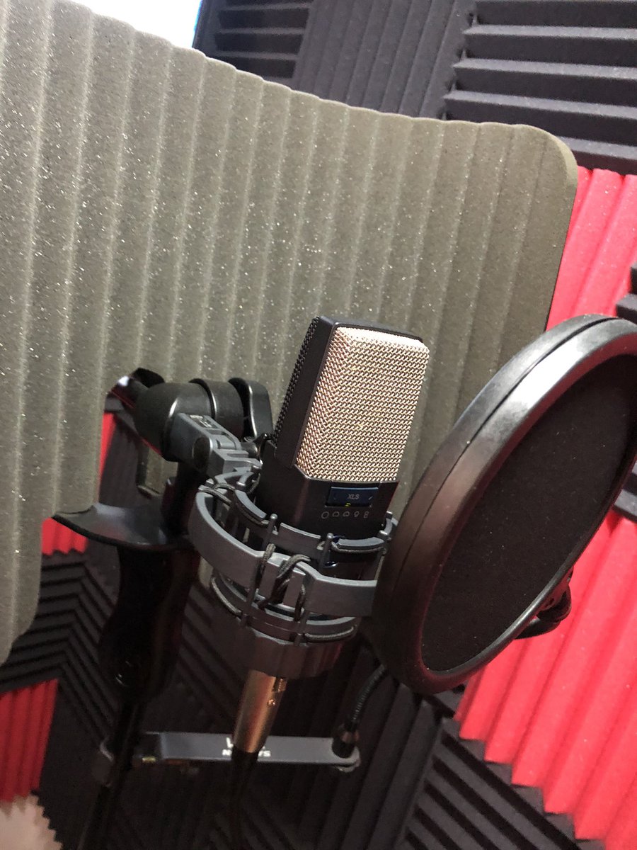 RedPointStudio_'s tweet image. Bienvenido a la familia Red Point Studio !!! #Microphone #AKG