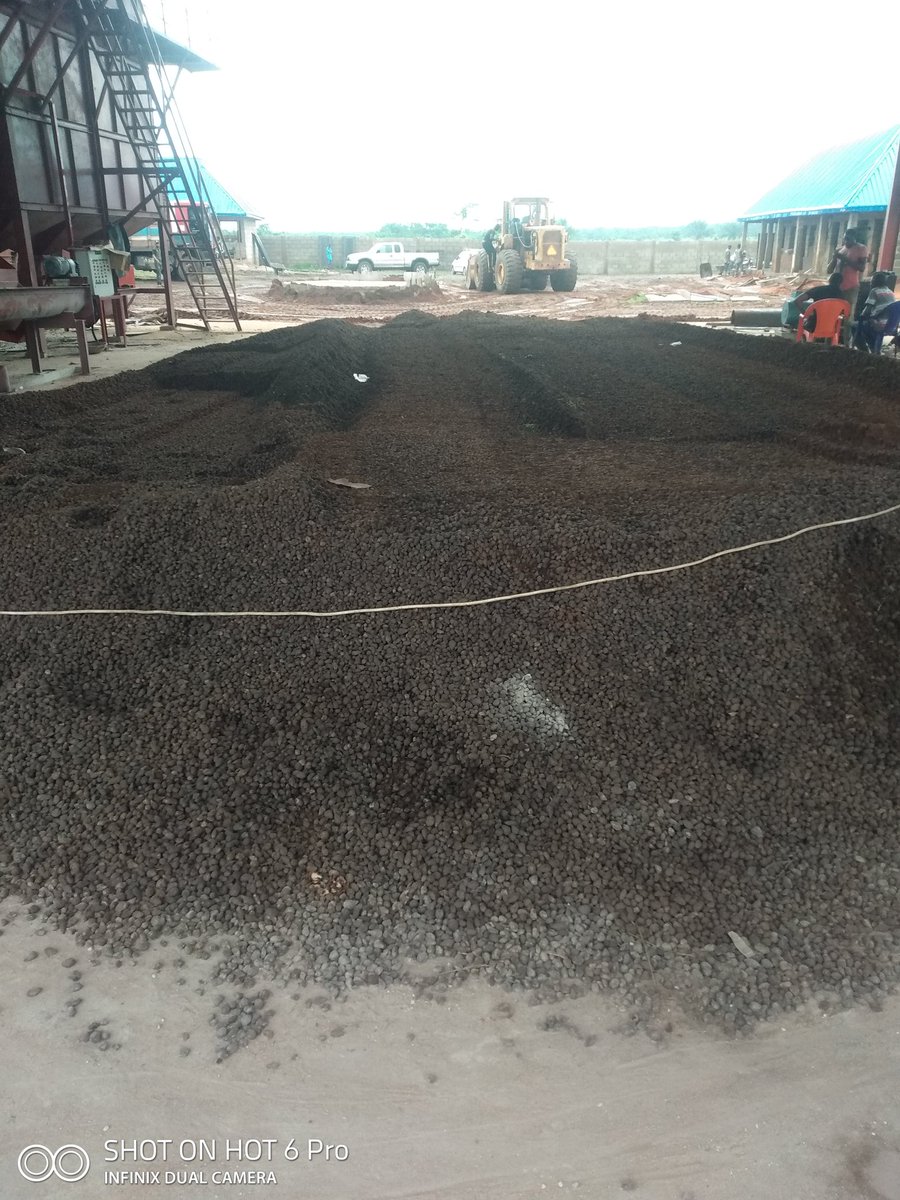 omoISEYIN's tweet photo. If you're within Ondo, Edo & Delta, you can key into the Palm Kernel Supply Chain with us. We buy uncracked Palm kernel nuts in large quantity.
Dm me for details.
Hustle in the green way. The Agro way.
Keep it legit
Help Rt for to reach more agropreneurs
#kernel #palmkernelnuts https://t.co/lvkhwqCgqI