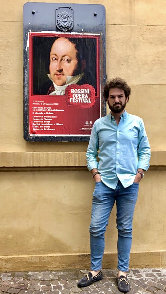 TartiereM's tweet photo. 🆕 Gran noticia! Nuestro artista @PabloGalvezH debutará el rol de Norton, en la nueva producción de La cambiale di Matrimonio de G. Rossini, en Rossini Opera Festival  de este año. Serán los días: 8, 11, 13, 17 y 20 de agosto. Enhorabuena Pablo‼️ https://t.co/DNdqg9JLKp