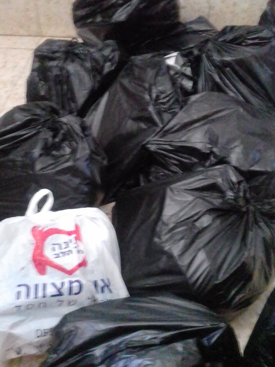 yakovmenachem's tweet photo. בשעה טובה עשרות משפחות צליאקיות עם קורנה
בערים
אחיסמך, בני ברק, ירושלים, אלעד טבריה ובית שמש   קיבלו את החבילות המפנקות לכבוד שבת קודש 
תודה ל @Yedidim_il 
תודה למלאכים של @MeirQuinn 
ולכל המתדבים המסורים
שבת שלום מתוקה ומבורכת 
ממשפחת @CeliacOrg https://t.co/pDE630vN8P