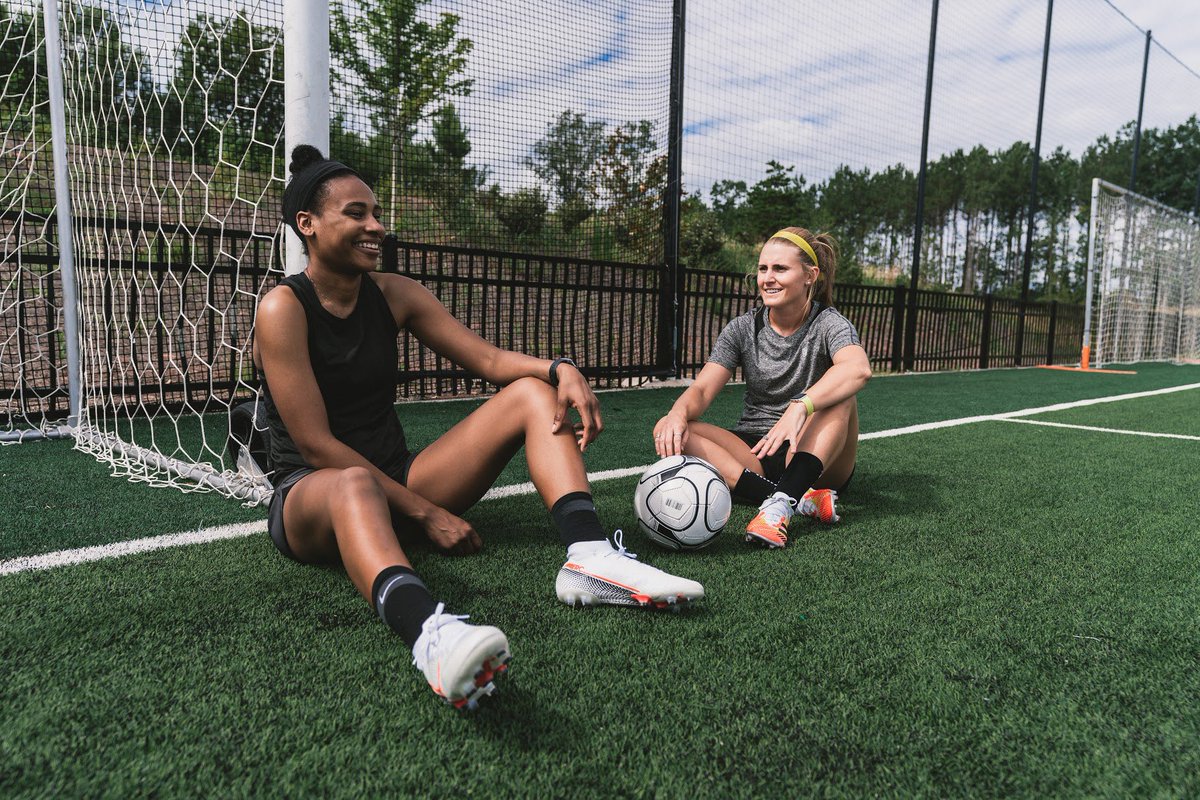 soccerdotcom's tweet photo. Celebrating her greatness.
@GoalFiveSoccer is built for the female baller and her drive to be the best.
Learn more and shop all things #GoalFive here โก๏ธ https://t.co/w6mGE9QjlK https://t.co/dLPXp7dpeE