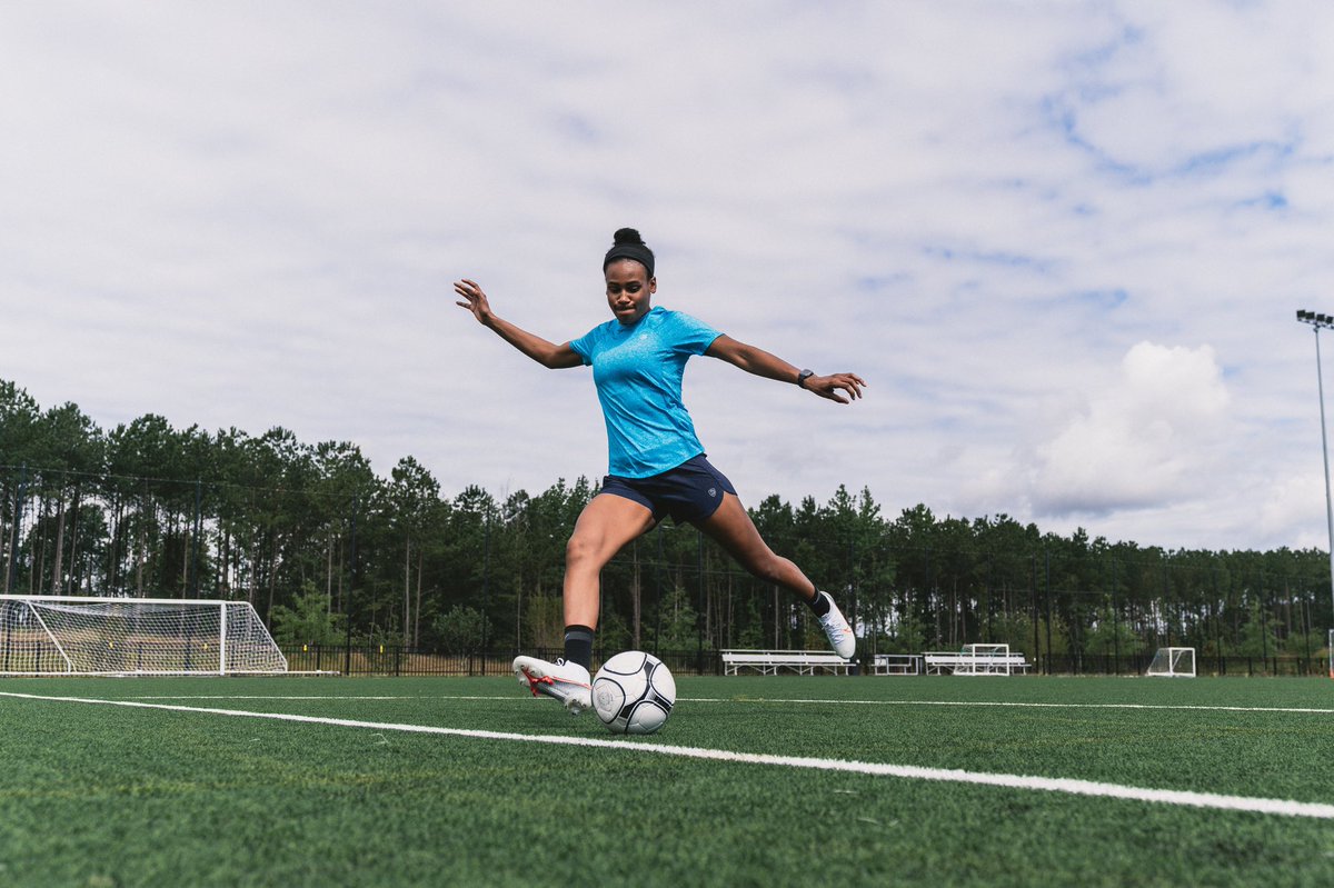 soccerdotcom's tweet photo. Celebrating her greatness.
@GoalFiveSoccer is built for the female baller and her drive to be the best.
Learn more and shop all things #GoalFive here โก๏ธ https://t.co/w6mGE9QjlK https://t.co/dLPXp7dpeE