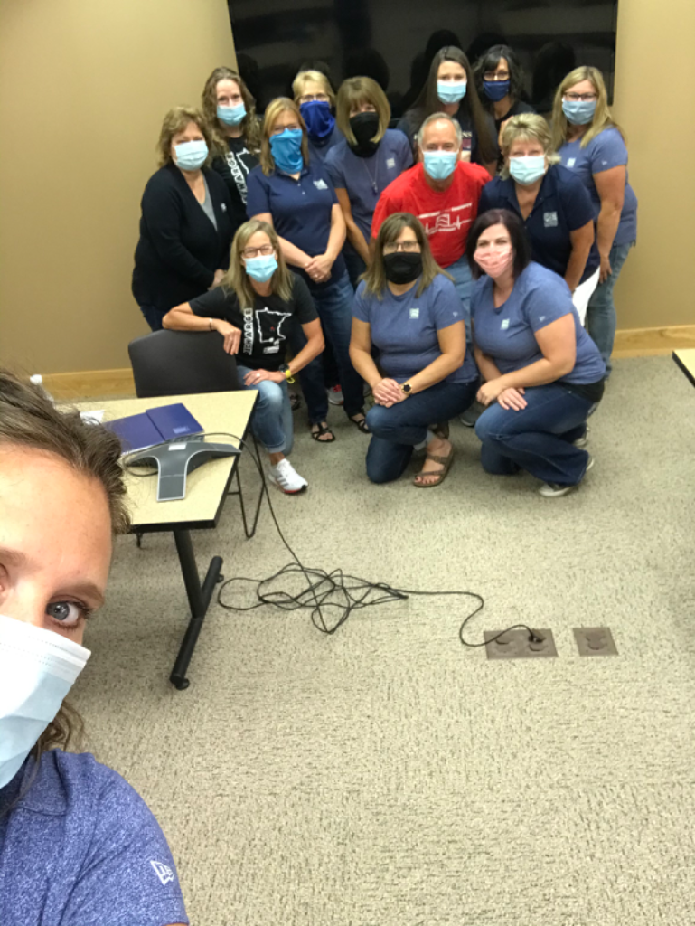 MyFCBank's tweet photo. 🎉 Happy Friday from the staff of First Citizens Bank in Mora, MN! Have a great weekend! 😎 ☀ #maskofwellness https://t.co/MbetxoxWvo