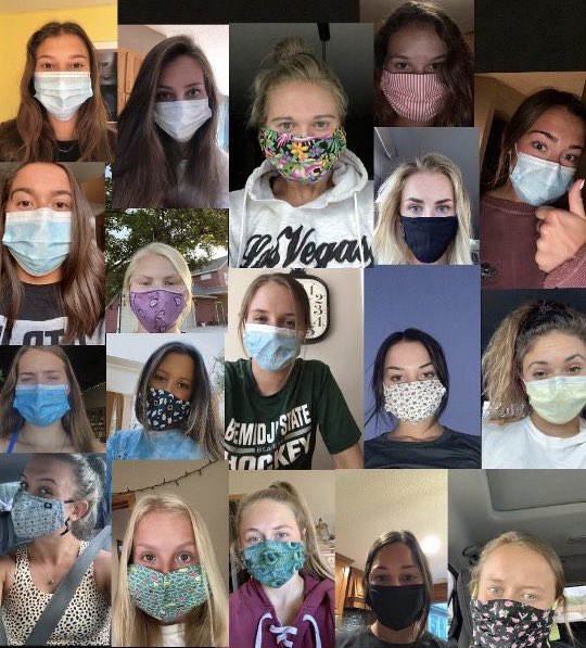 makayla_langei's tweet photo. #imaskupfor our parents and grandparents❤️ #WEAREWCHA @BSUBeaversWHKY @BSUBeavers @WCHA_WHockey https://t.co/UXwhoD0b1D