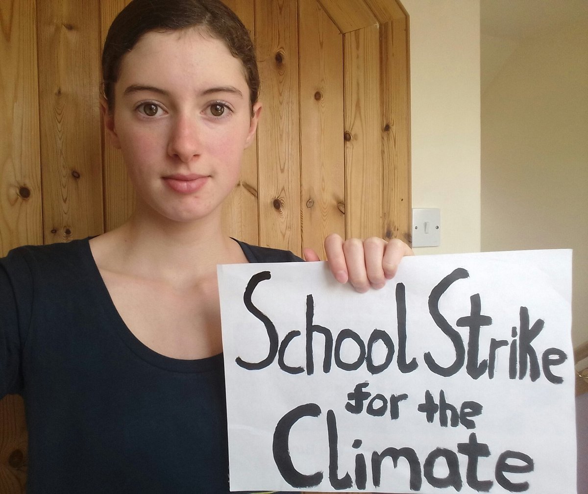 HollyWildChild's tweet photo. Digital climate strike week 77. #fridaysforfuture #climatestrikeonline https://t.co/BRZDeACp2S