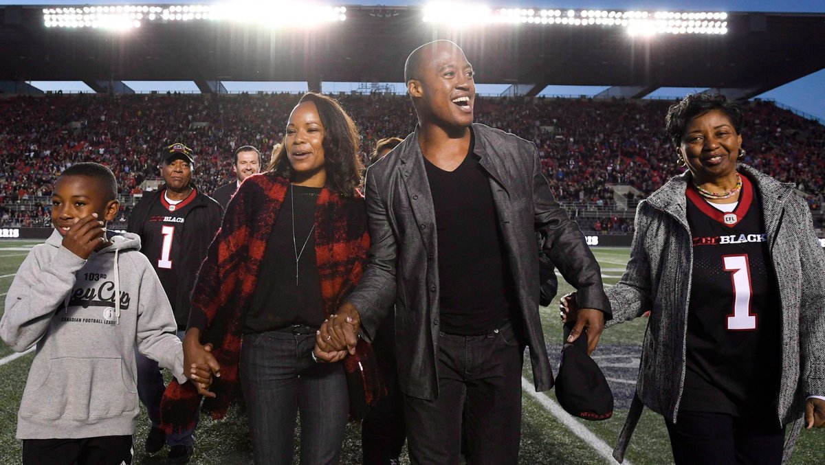 REDBLACKS's tweet photo. "Être en mesure de vivre maintenant, dans le positif de toute cette expérience, était incroyable. Après tout le sang, la sueur et les larmes, après ceci et cela, ils ont vraiment apprécié mon travail? C’est très gratifiant"

Pour en savoir plus:
https://t.co/SARKPX0ghb #MerciHank https://t.co/kpLlNZVMKE