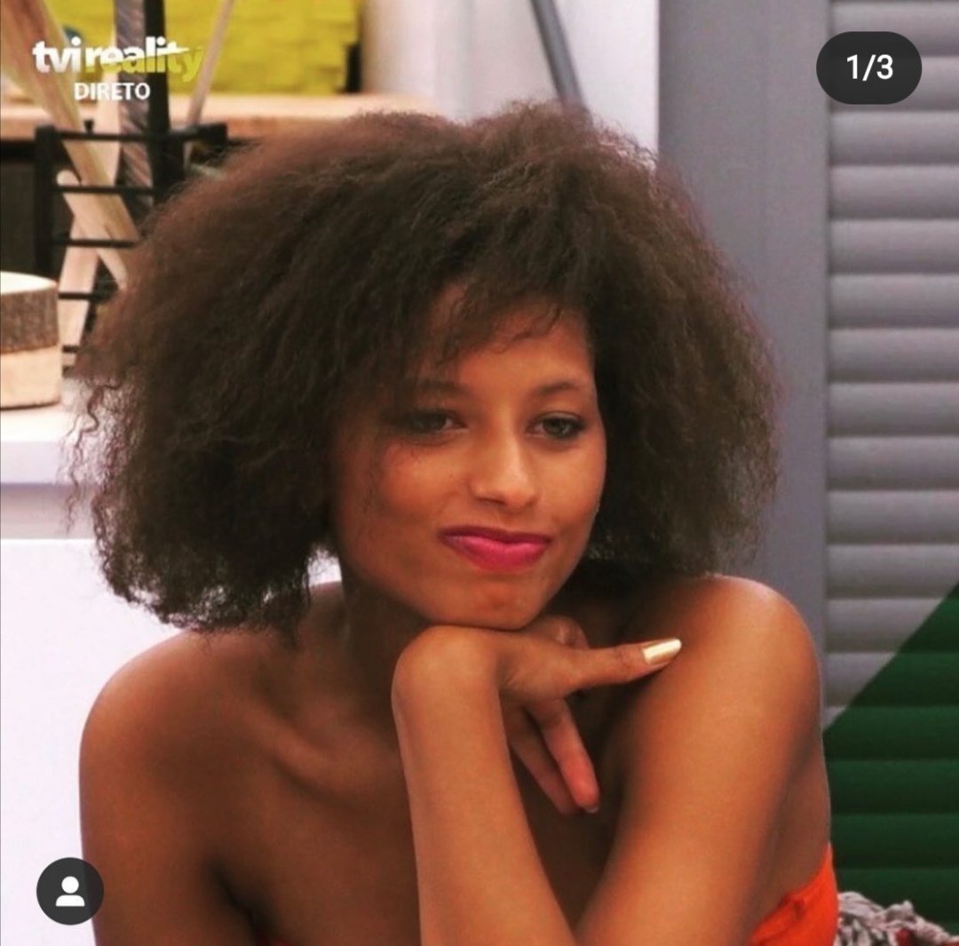 Marshall_ito's tweet photo. Desde o #BBZOOM até ao fim.
És tu, #soraia que vale a pena.
Tens o mundo para descobrir. Mesmo que não aconteça aquilo que tu idealizas, eu sei, que só coisas melhores poderão vir, porque se há pessoa que merece, és tu. ❤️ #BB2020Tvi #bbb2020tvi #bbtvi2020 #BB2020 #VergonhaTvi https://t.co/ihsKCeIDNl