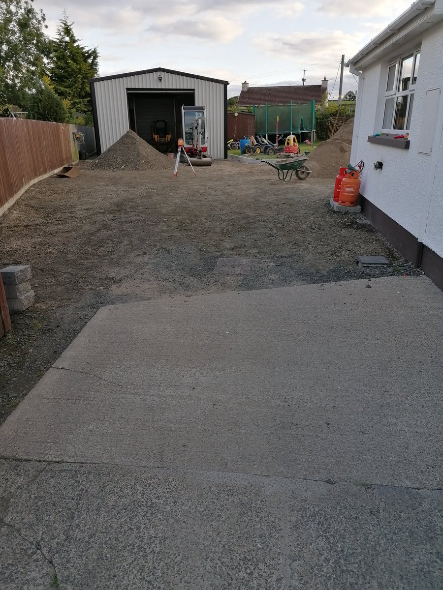 StevenMcneilly's tweet photo. Driveway finished today using tobermore Shannon and silver sienna

Preparation
Drainage
Paving

#tobermore #paving #patio #takeuchi #gehl #groundwork #builttolast #steps #stillmoretodo https://t.co/wEGSj1pRrF