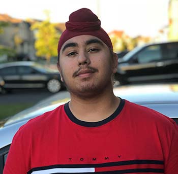 ExperiencesCAN's tweet image. Rencontrez Sant Singh! Cet ancien participant d'Expérience Canada a participé à un échange entre Brampton, Ontario et Hay River, TN-O. Il siège maintenant à notre Conseil Consultatif de la jeunesse. Lisez son histoire ici : experiencescanada.ca/fr/anciens-par…