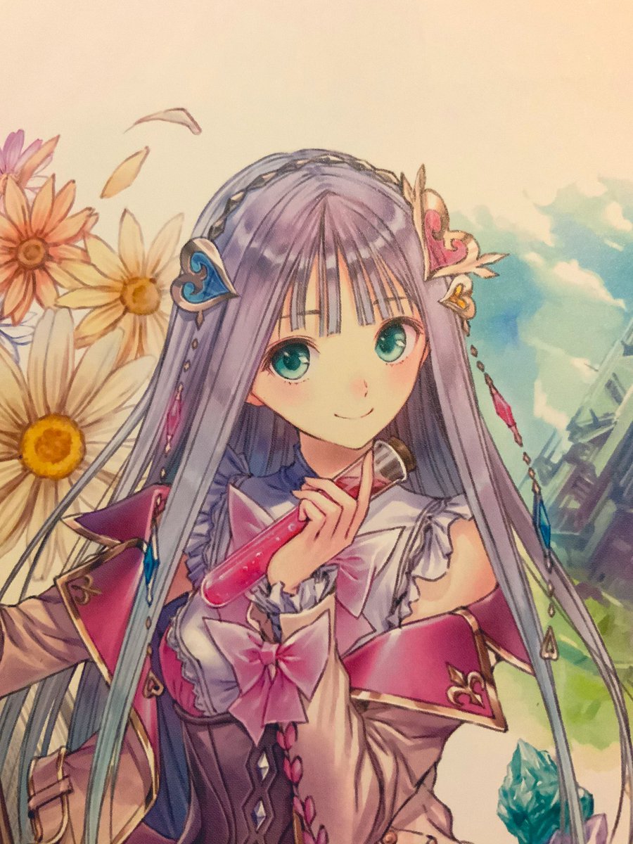 Her design (by Mel Kishida) is brilliant, detailed, her color palette is aesthetically pleasing and it has many references to the past arland alchemists like her hairband's hearts colors, that represent previous arland alchemists: Pink (Rorona), blue (Totori) and yellow (Meruru).