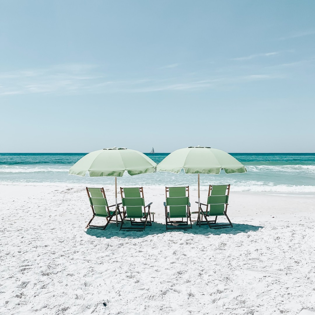 ItsMattGriffith's tweet photo. Best way to keep cool on the beach (aside from just jumping right into the water) is the cool shade of the umbrellas.  Have you been to the beach this summer? #summer #summertime #heat #hot #waves #ocean #beach #umbrellas #beachchair #relax https://t.co/J8PI53K4nU