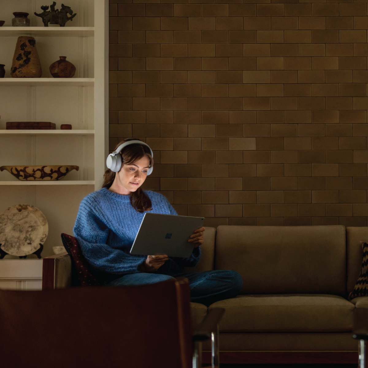 Windows's tweet photo. The advantage is clear, extremely clear. Microsoft Edge is the only browser on Windows 10 that lets you watch Netflix in 4K. https://t.co/lijHgO1unI https://t.co/CECaOVZIHx