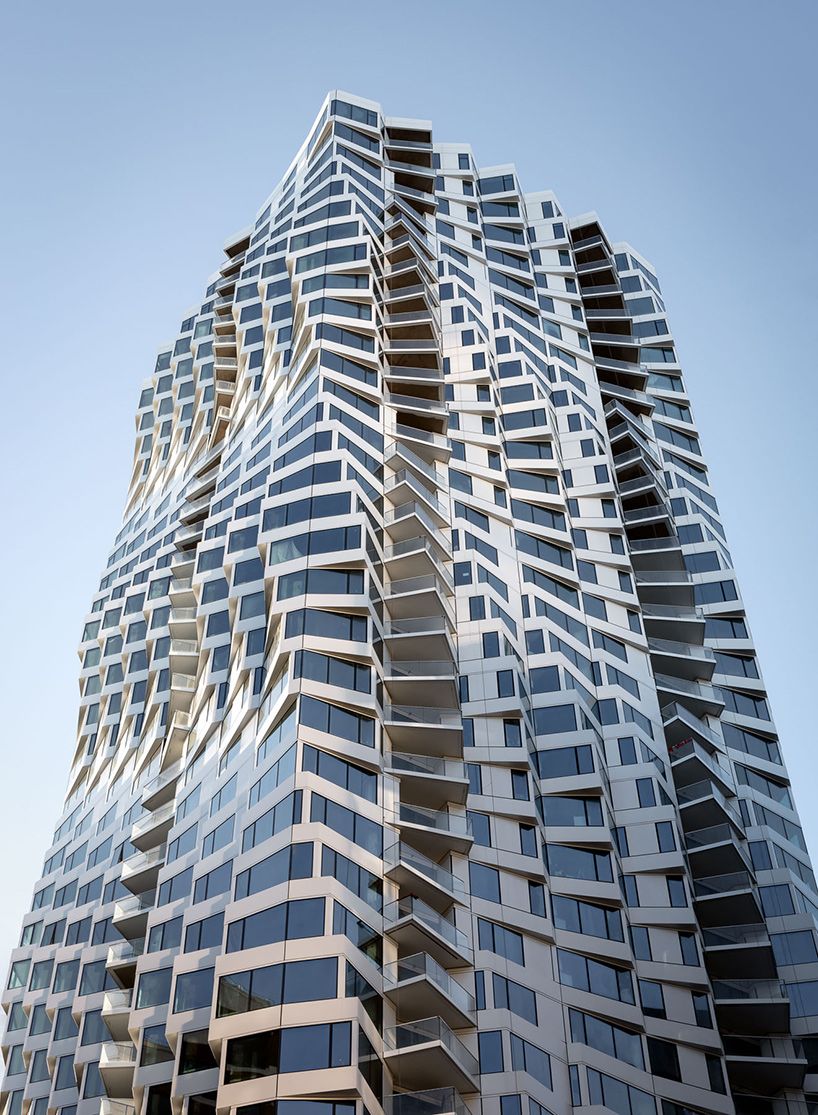 studio gang's MIRA tower in san francisco shown in new images, as residents move in designboom.com/architecture/s…