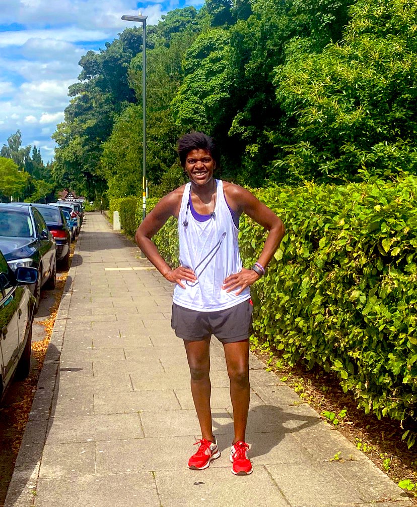 Celia_Fraser's tweet photo. 3 years ago I was diagnosed with Guillain Barre Sydrome & it turned my life upside down. I lost all feeling in both legs & had to learn how to walk again. Today I ran my first ever half marathon. Today is a good day!
𦽠ββ> ππΎββοΈπͺπΎπ
#FridayFeeling #GBS #physiotherapy #rehab https://t.co/2B7LqBNKFB