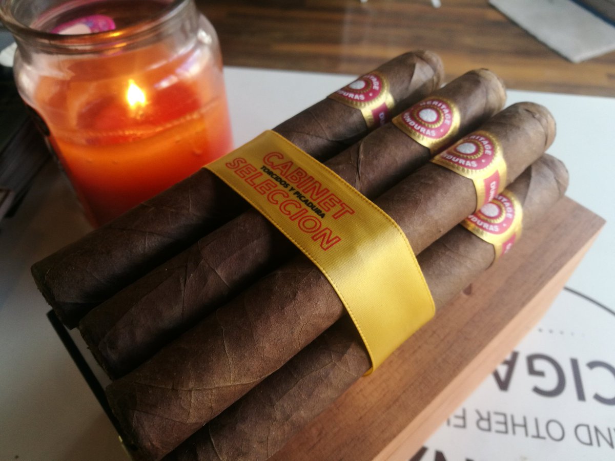 MarcoMaffei9's tweet photo. Come get these lovely Dunhill Heritage Toro . discontinued stock.from MAFFEI HOH TUNBRIDGE WELLS while you can. https://t.co/KYlq4Oo0Wp